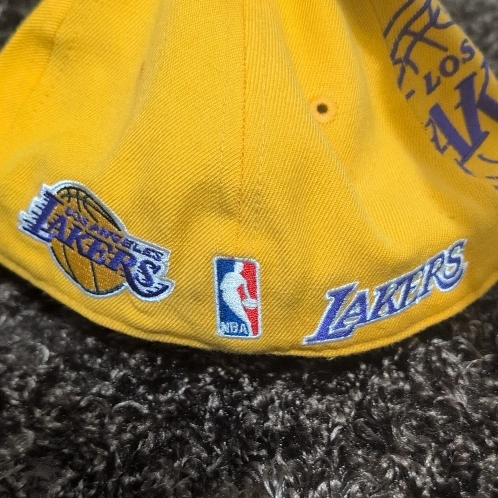 Vintage Adidas Los Angeles Lakers Gold Cap 7 1/4